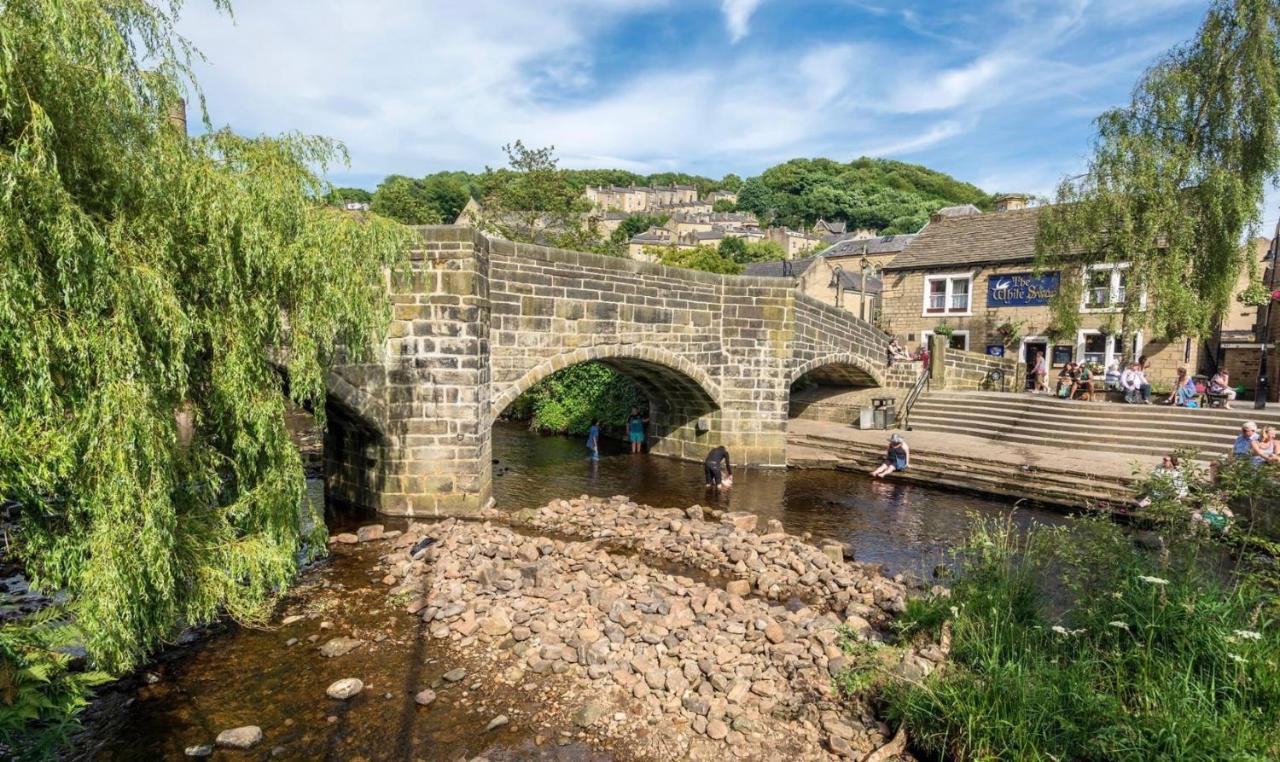 Nutclough Cottage - Log Fire And Valley View - Sleeps 2 Hebden Bridge Exteriér fotografie